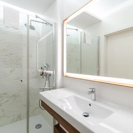 Apartment Bel Mare With Parking By Renters Miedzyzdroje
